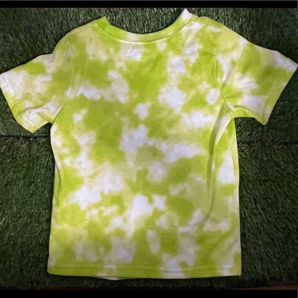 Set of two short shirts and one short pants - 3T - Picture 6 of 14